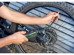 Bosch Akku-Druckluftpumpe EasyPump 3,6 V
